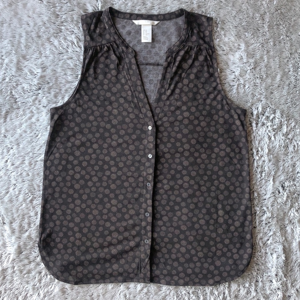 H&M Sleeveless Button-front Top